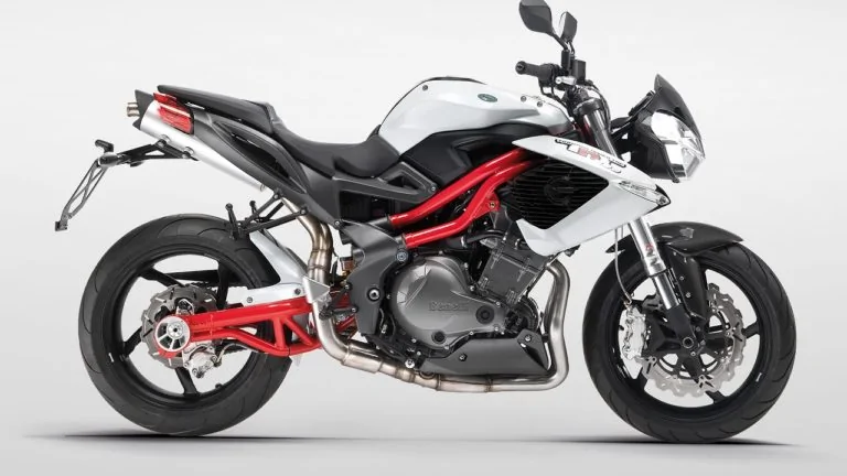 Benelli TNT 899T