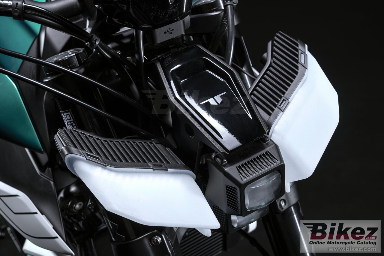 Thumbnail for Benelli Tornado Naked Twin 500 2023