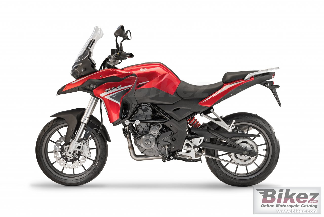 Thumbnail for Benelli TRK 251 2018