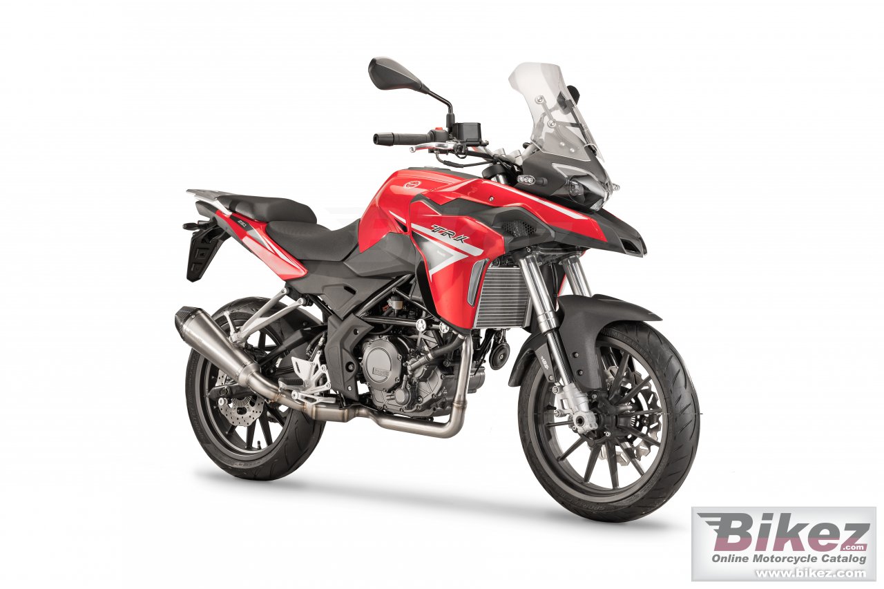 Benelli TRK 251