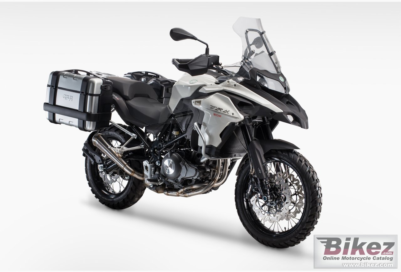 Benelli TRK 502