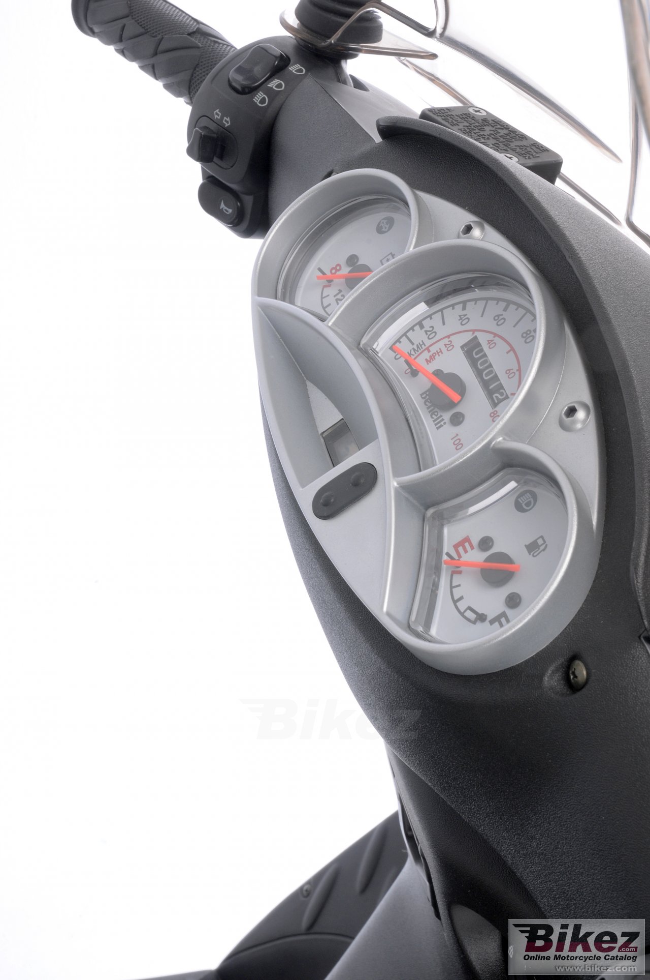 Thumbnail for Benelli Velvet 150 2011