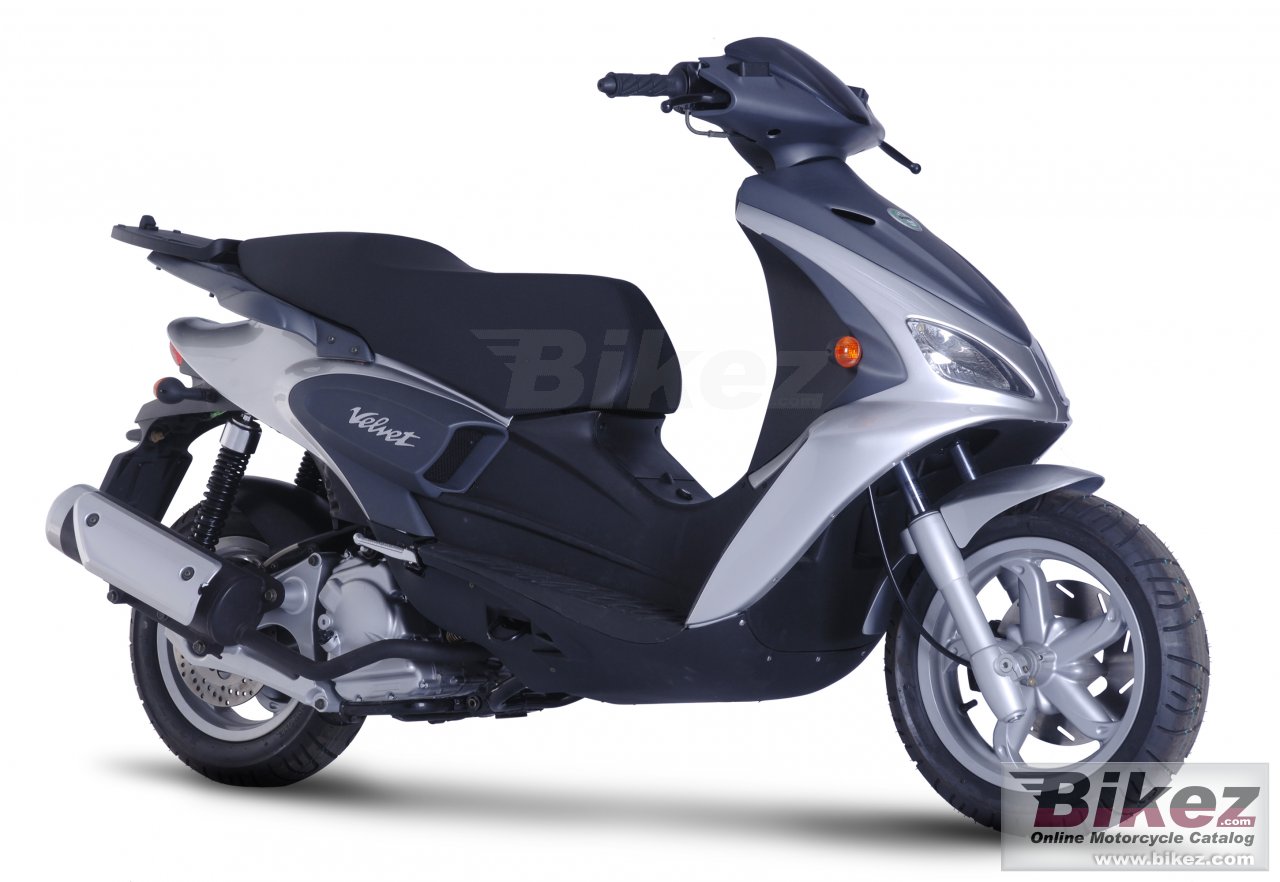 Benelli Velvet 250