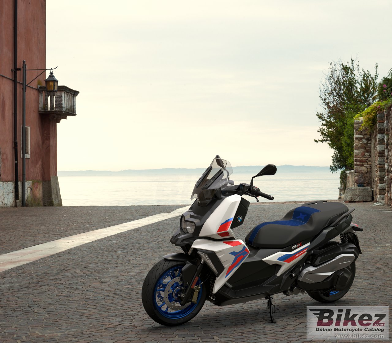 Thumbnail for BMW C400X 2023