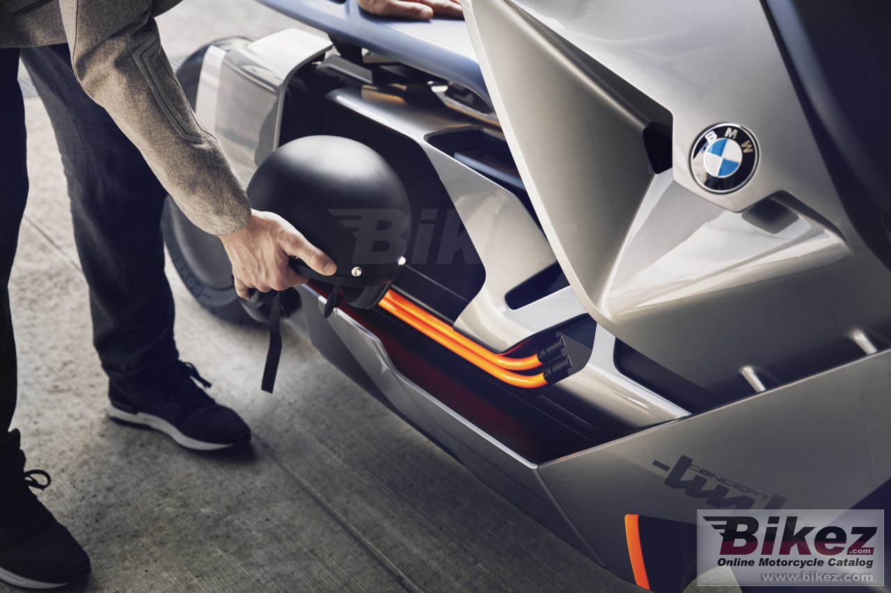 Thumbnail for BMW Concept Link 2018