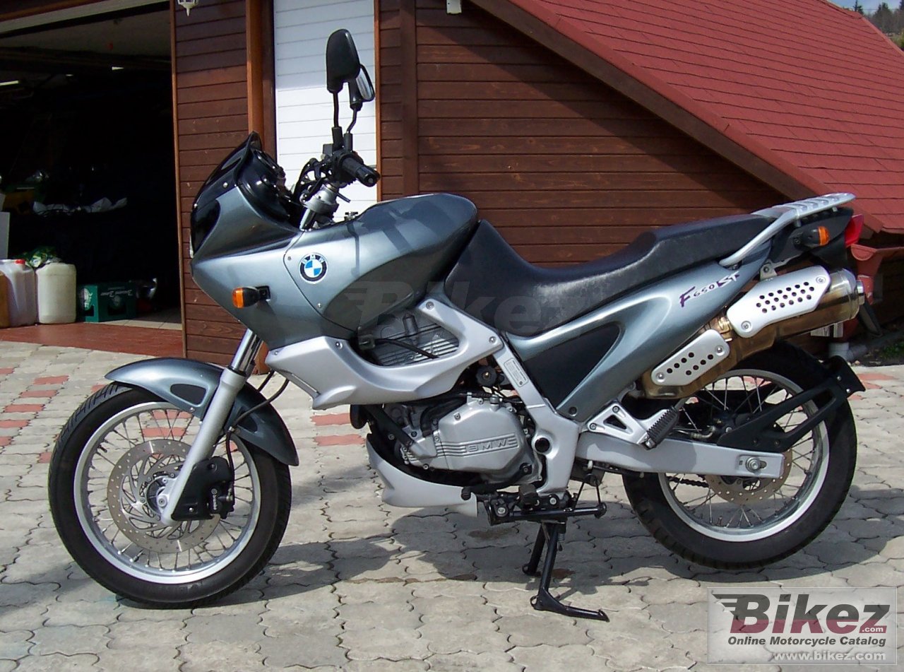 BMW F 650 ST Strada
