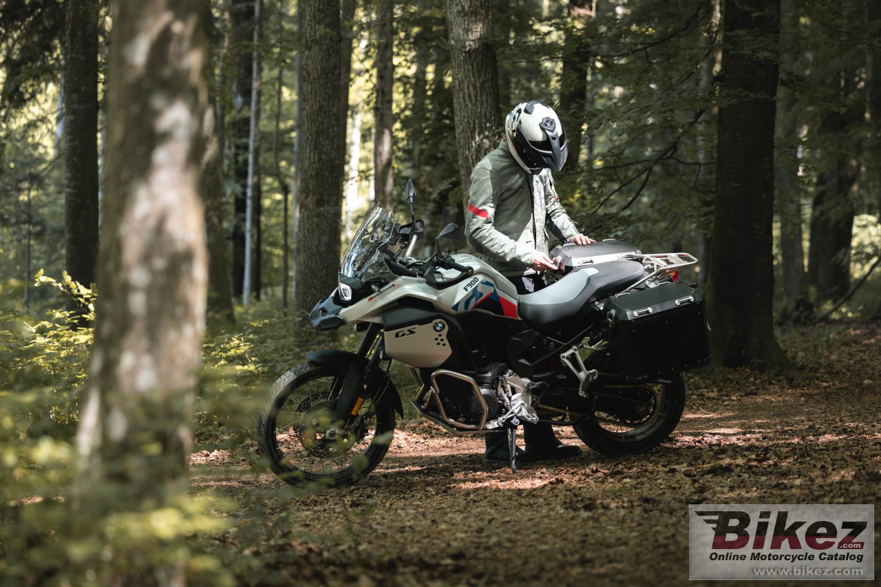 Thumbnail for BMW F 900 GS Adventure 2024