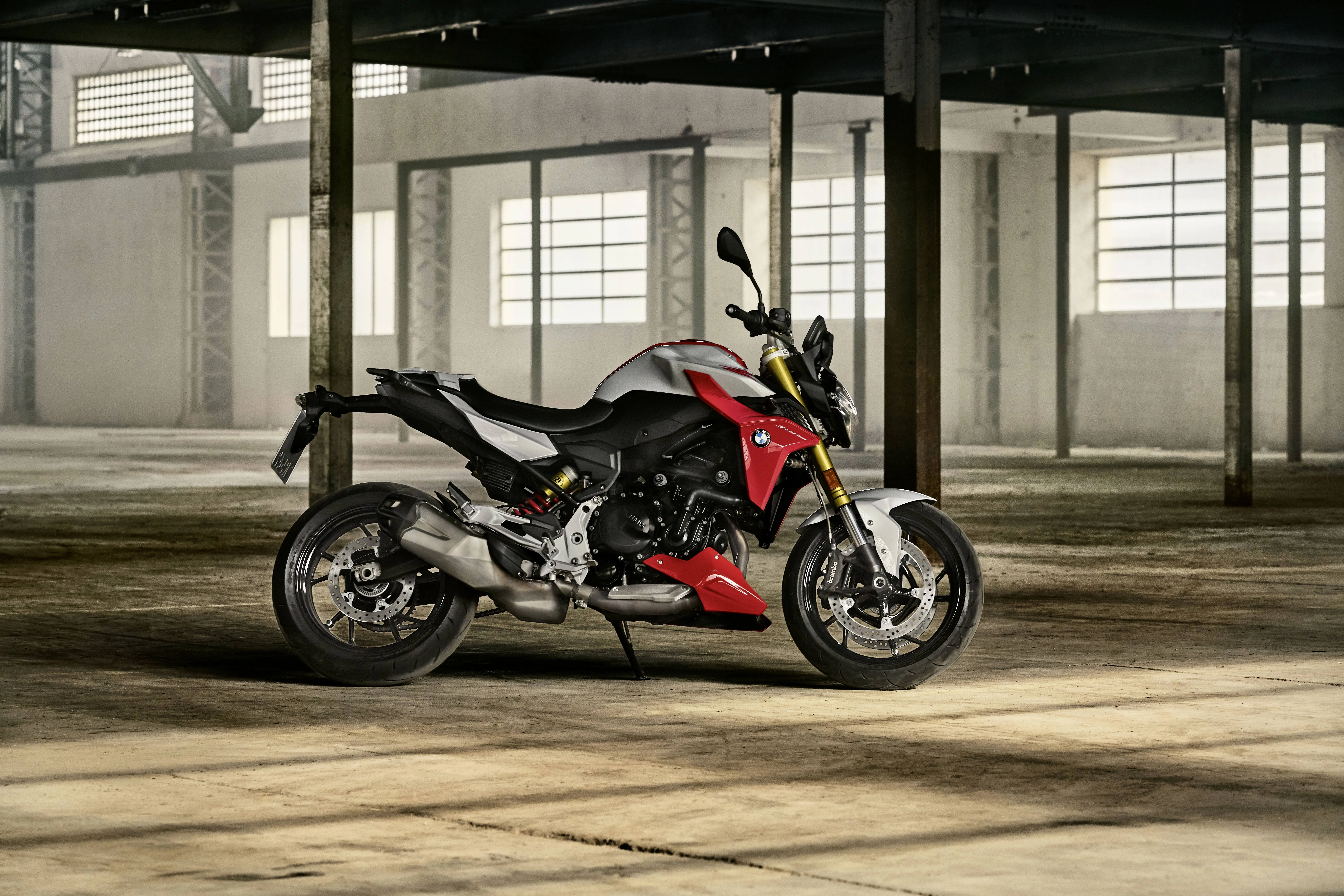 Thumbnail for BMW F 900 R 2020