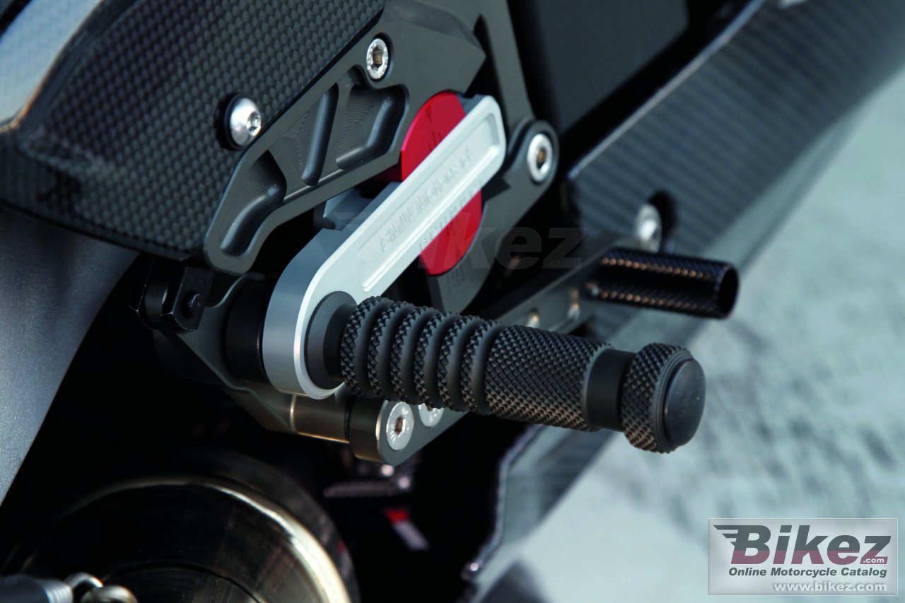 Thumbnail for BMW HP4 2015