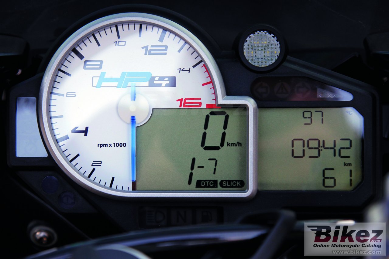 Thumbnail for BMW HP4 2015