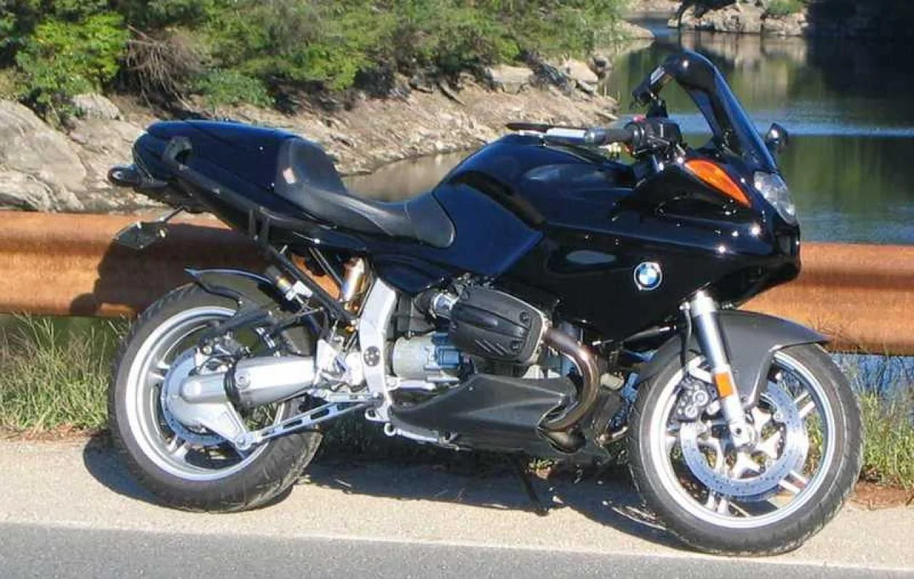 Thumbnail for BMW R 1100 S 2000