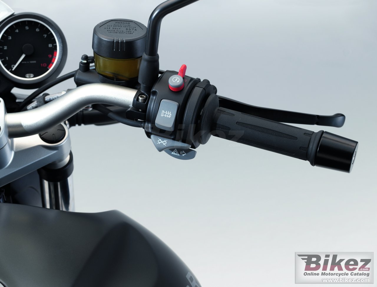 Thumbnail for BMW R 1200 R 2011