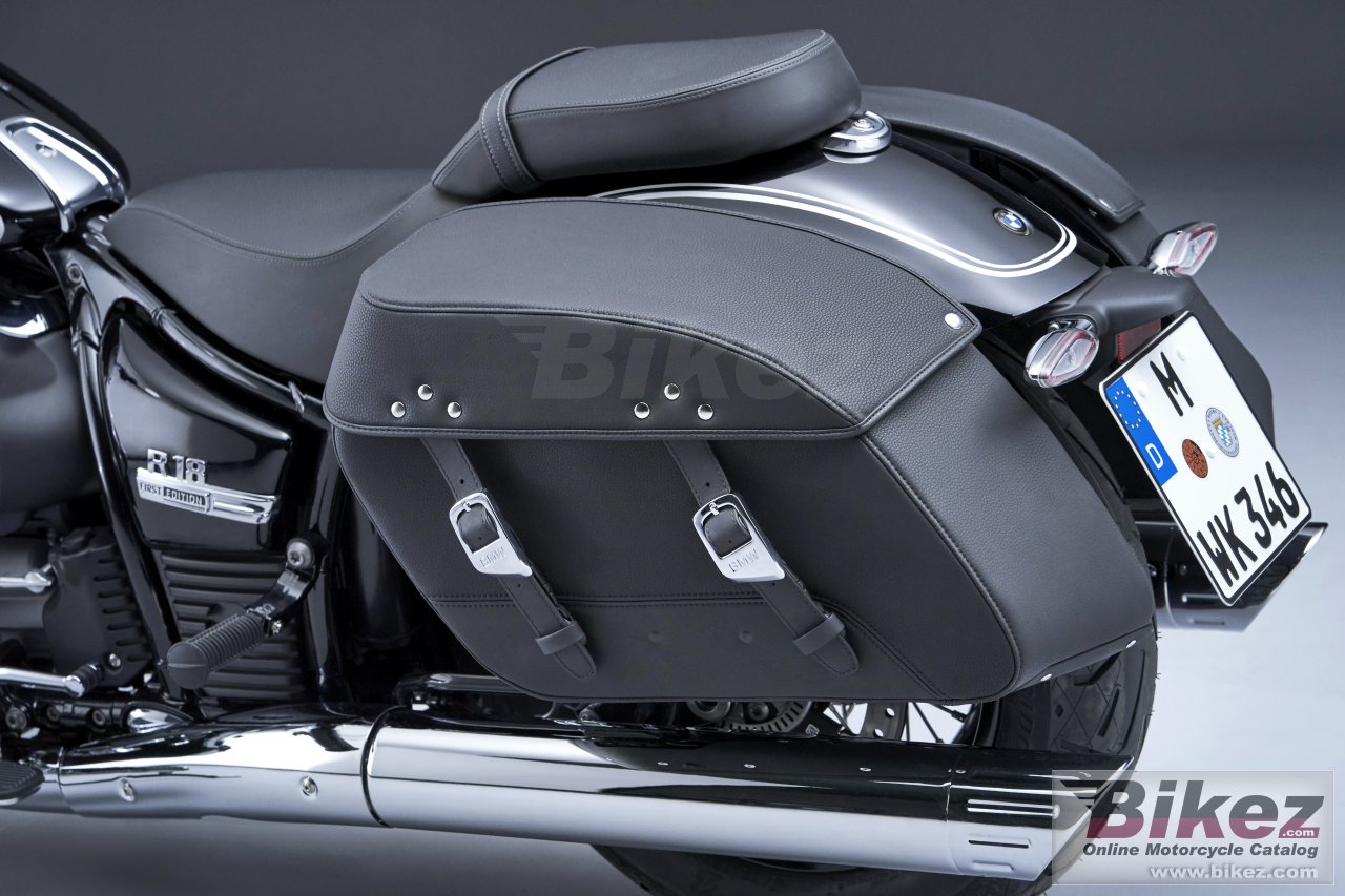 Thumbnail for BMW R 18 Classic 2021