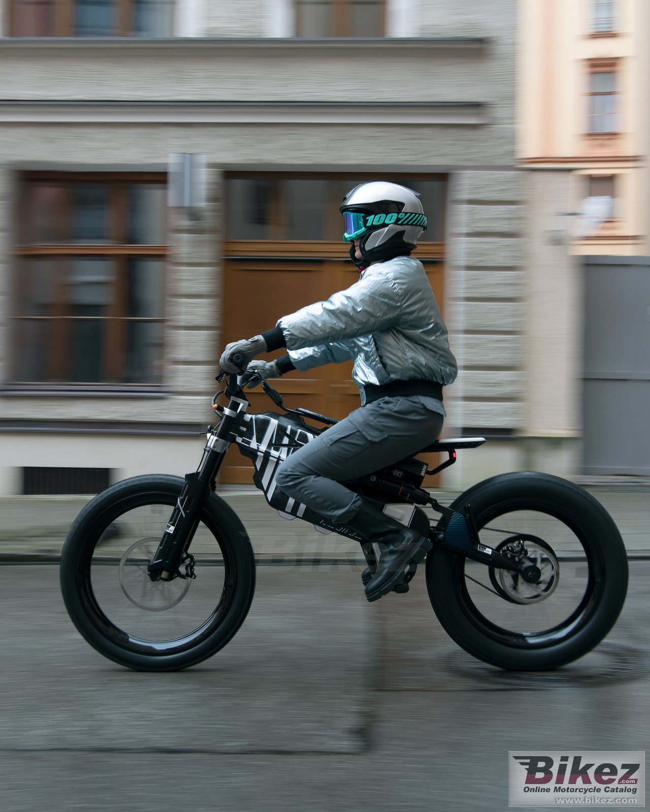 Thumbnail for BMW Vision Amby 2021