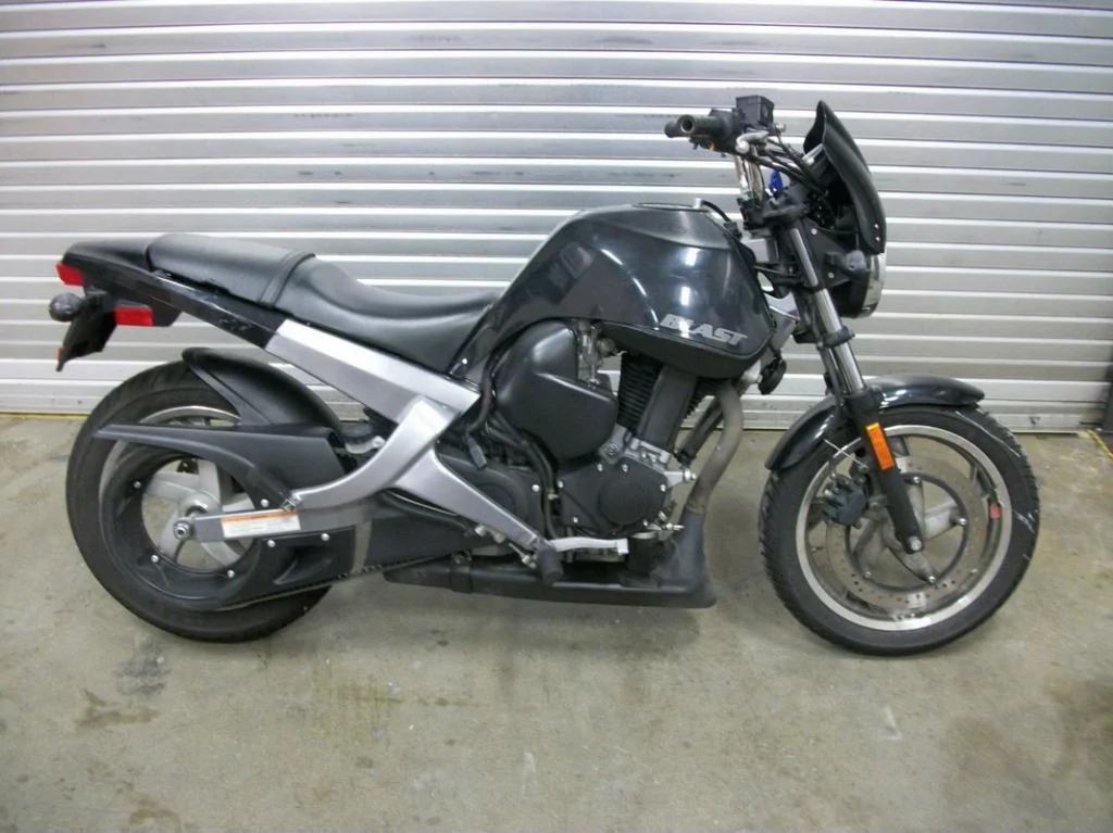 Thumbnail for Buell Blast 2010