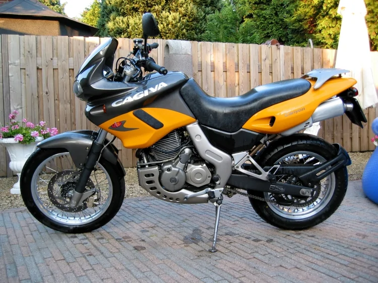 Cagiva Canyon 500