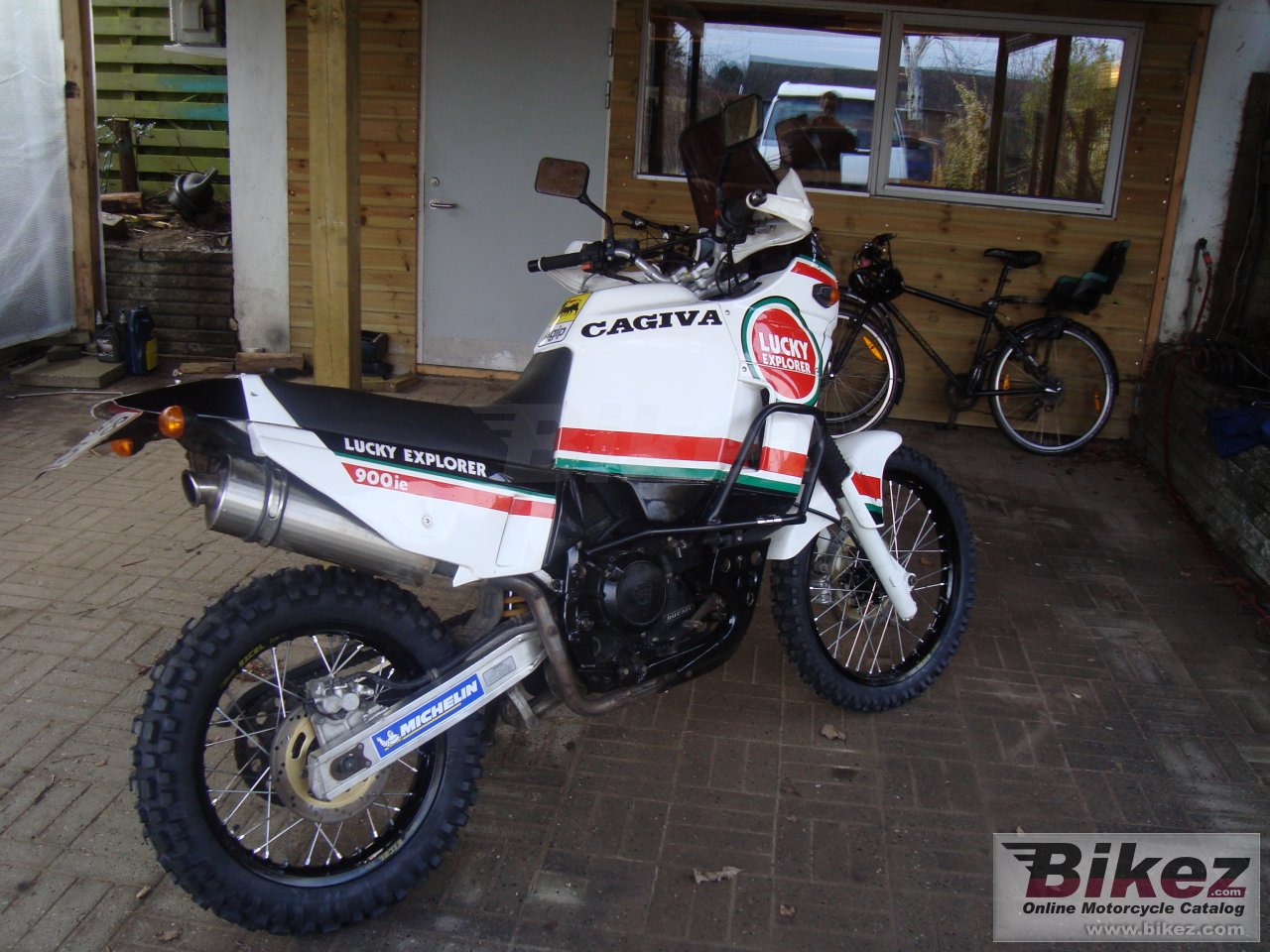 Thumbnail for Cagiva Elefant 900 i.e. 1991