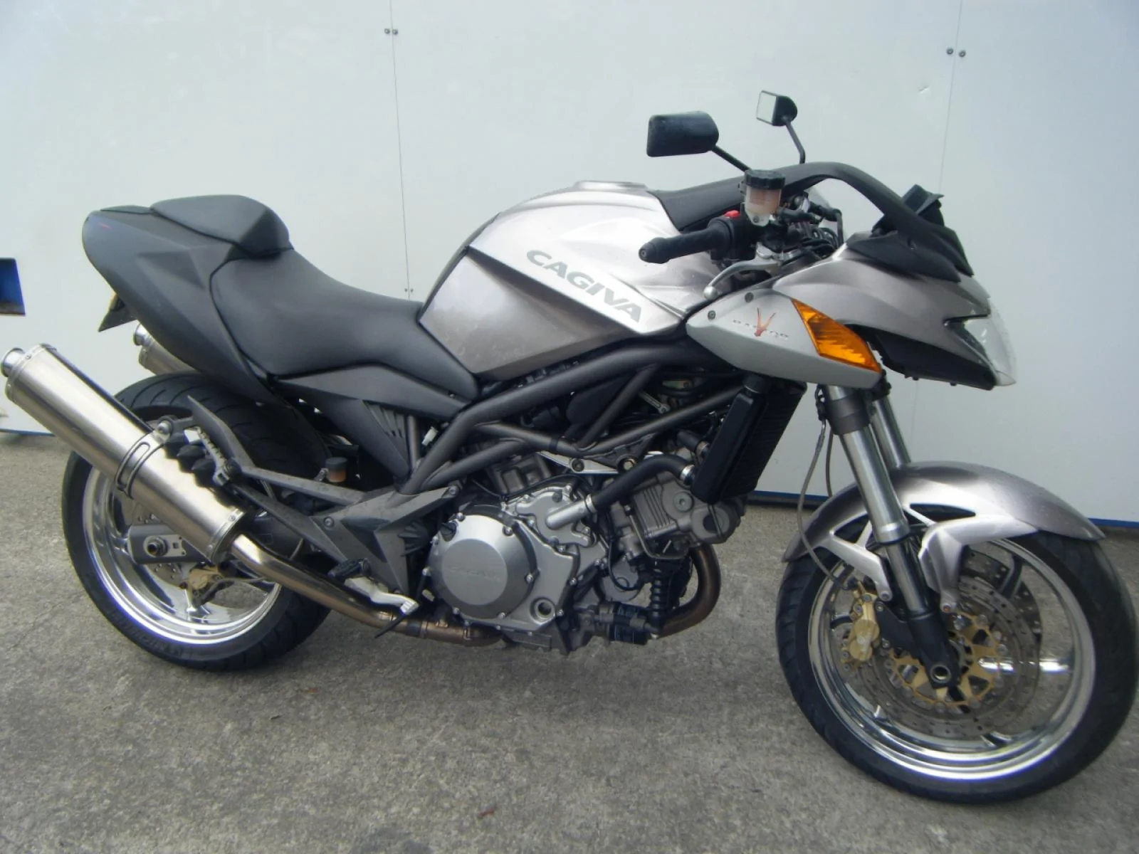 Cagiva Raptor 1000