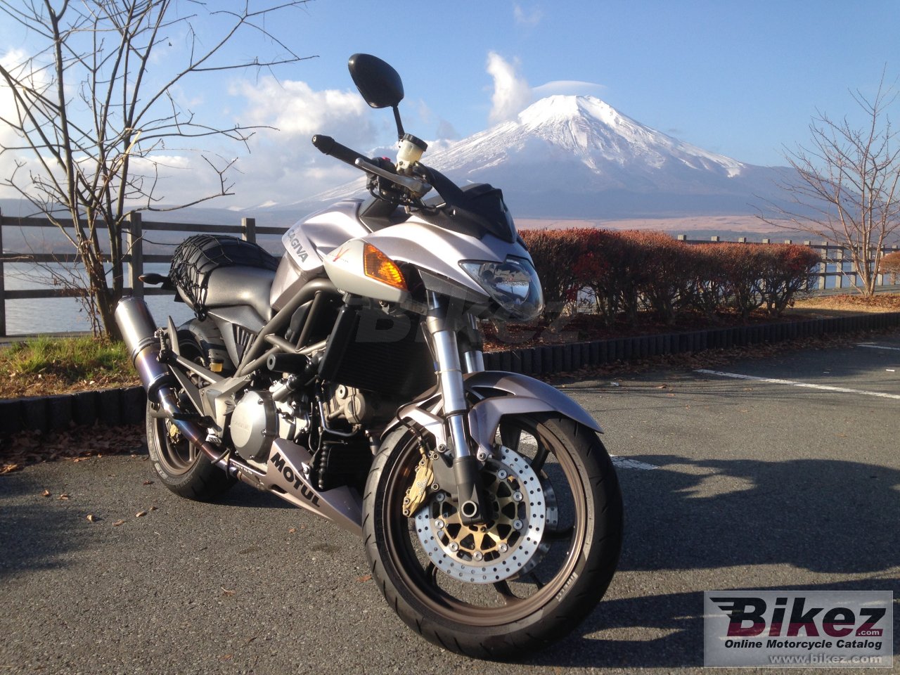 Cagiva V-Raptor 1000