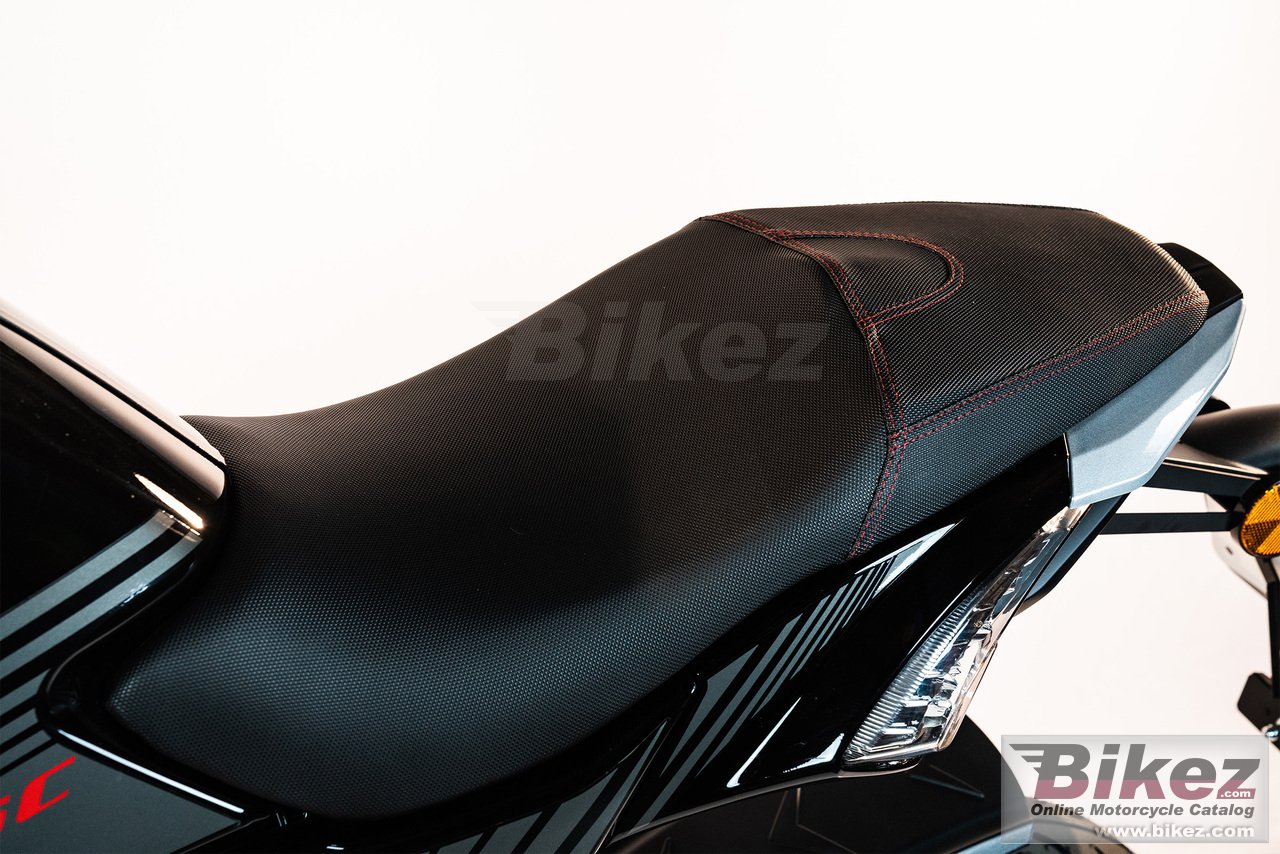 Thumbnail for California Scooter City Slicker 2022