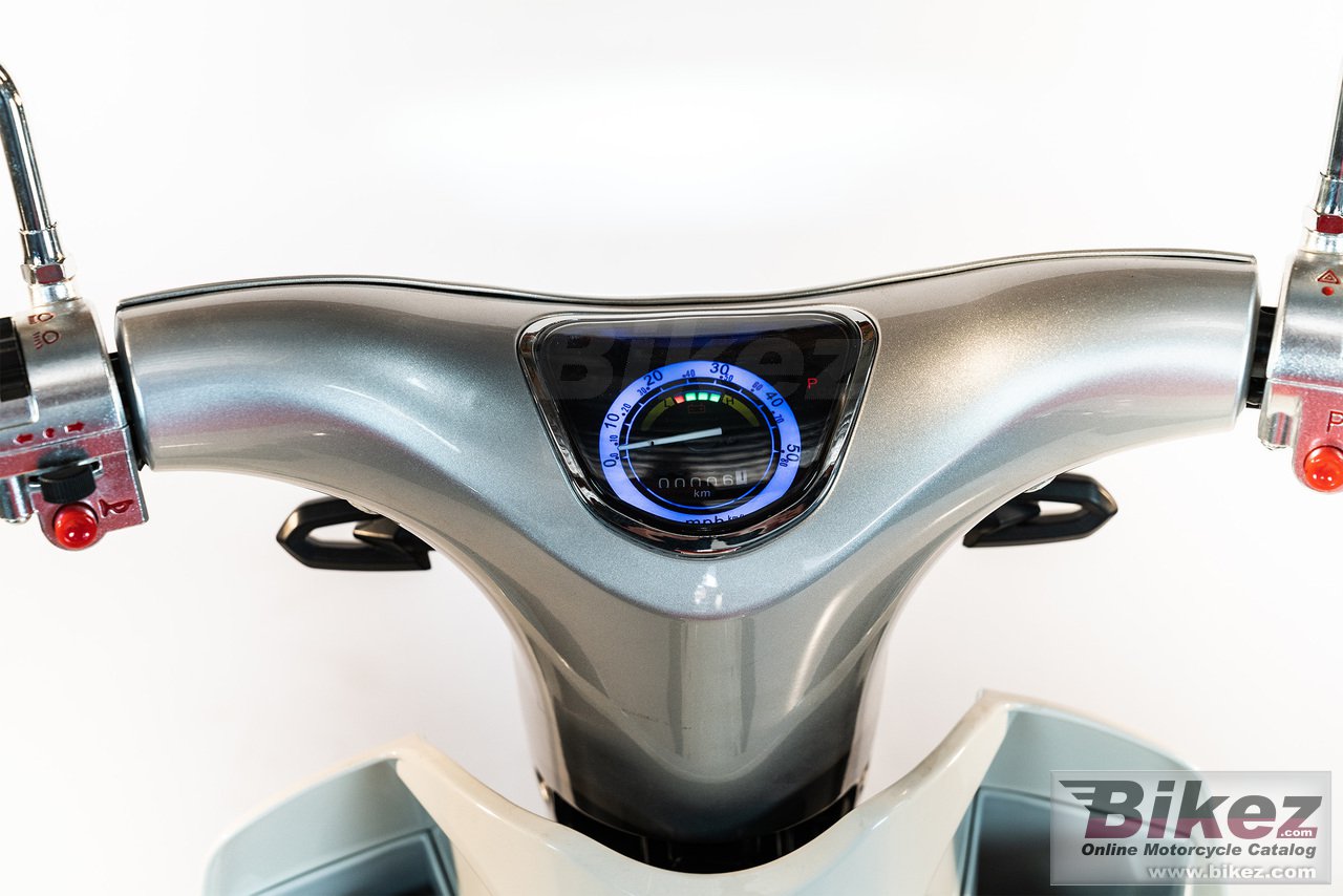 Thumbnail for California Scooter Wiz Electric 2022