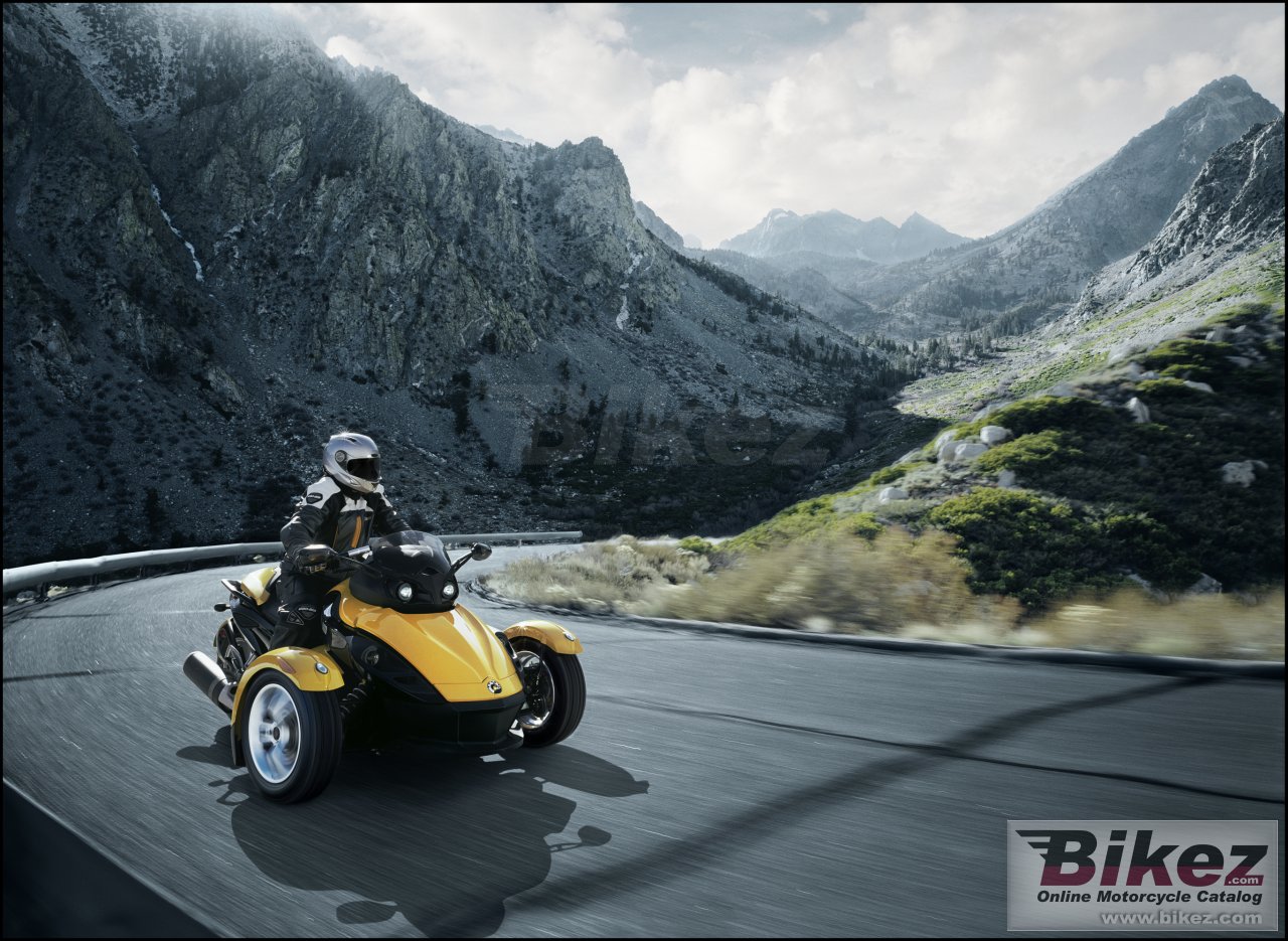 Thumbnail for Can-Am Spyder Roadster 2008