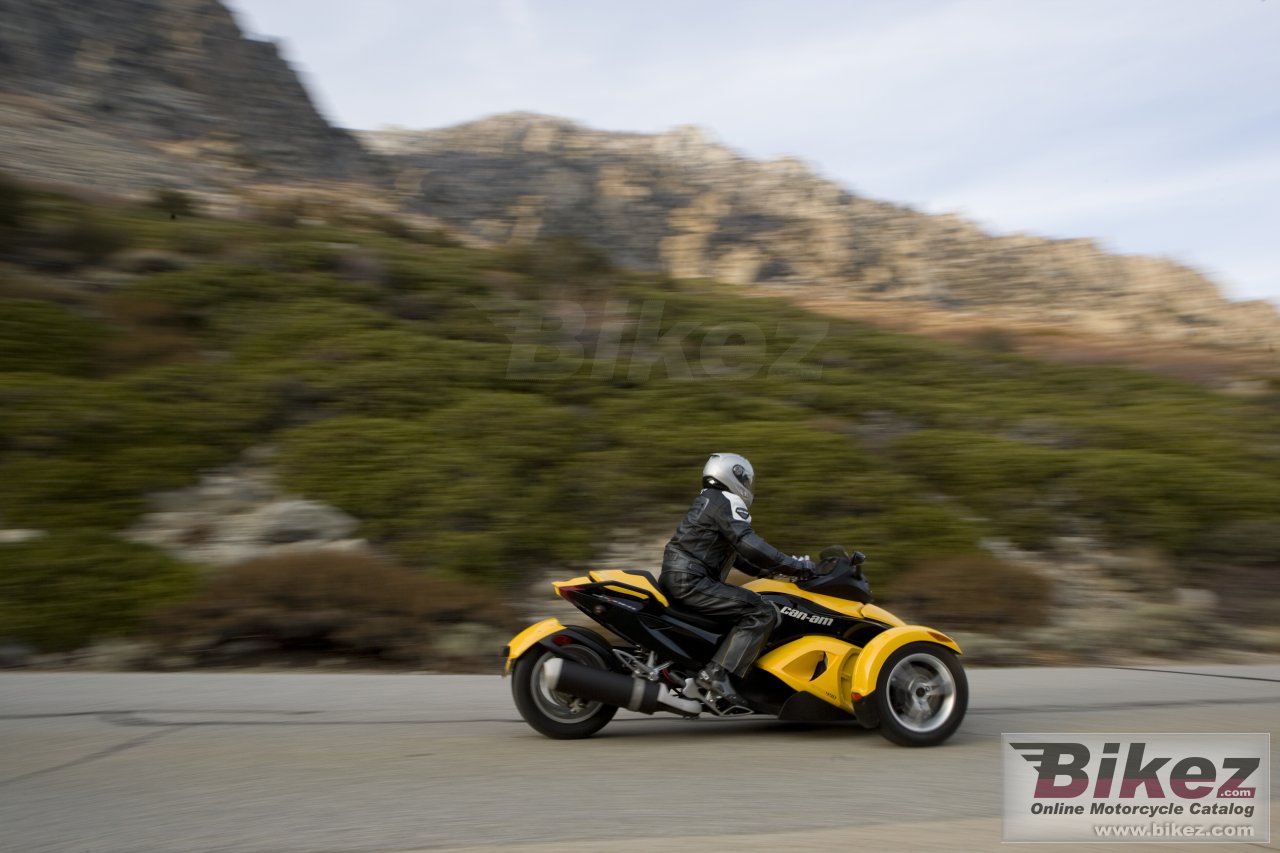Thumbnail for Can-Am Spyder Roadster 2008