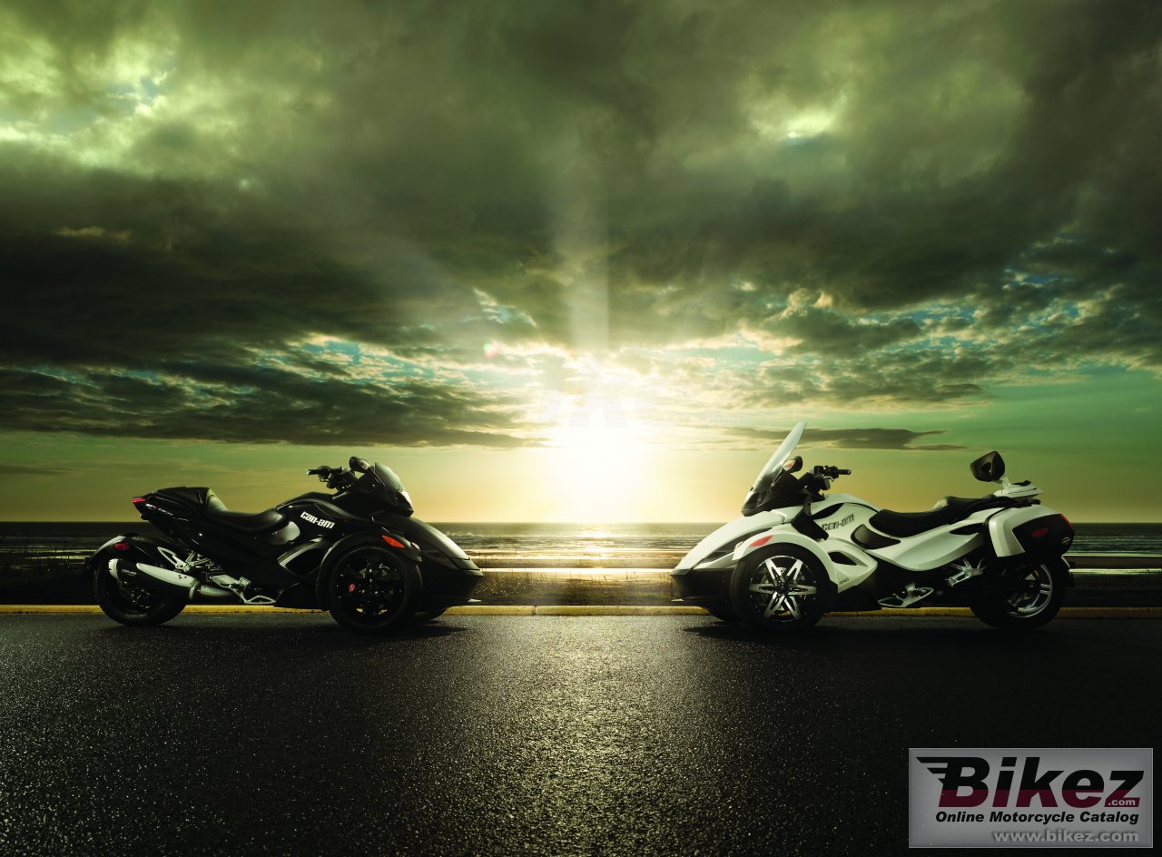 Thumbnail for Can-Am Spyder Roadster RS 2011