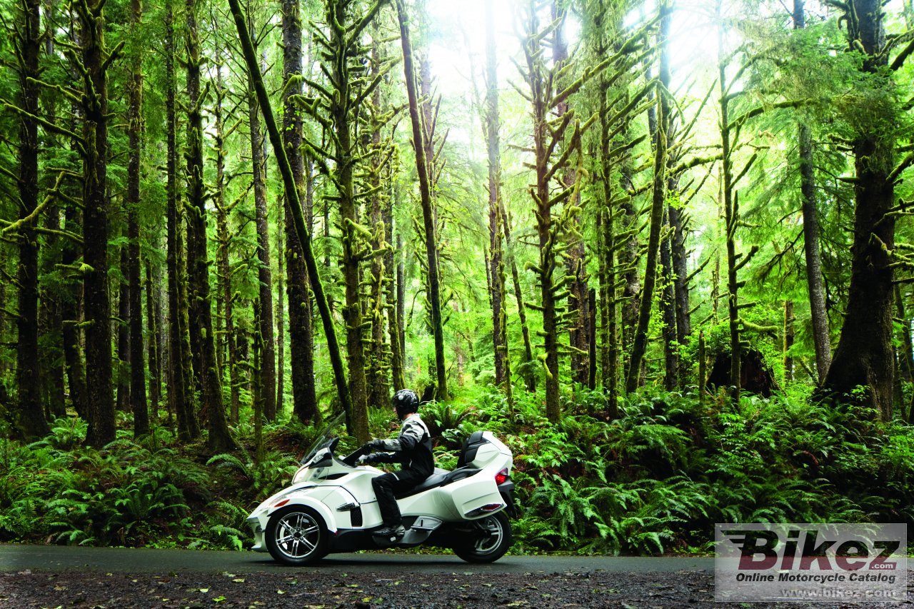 Thumbnail for Can-Am Spyder Roadster RT Limited 2011