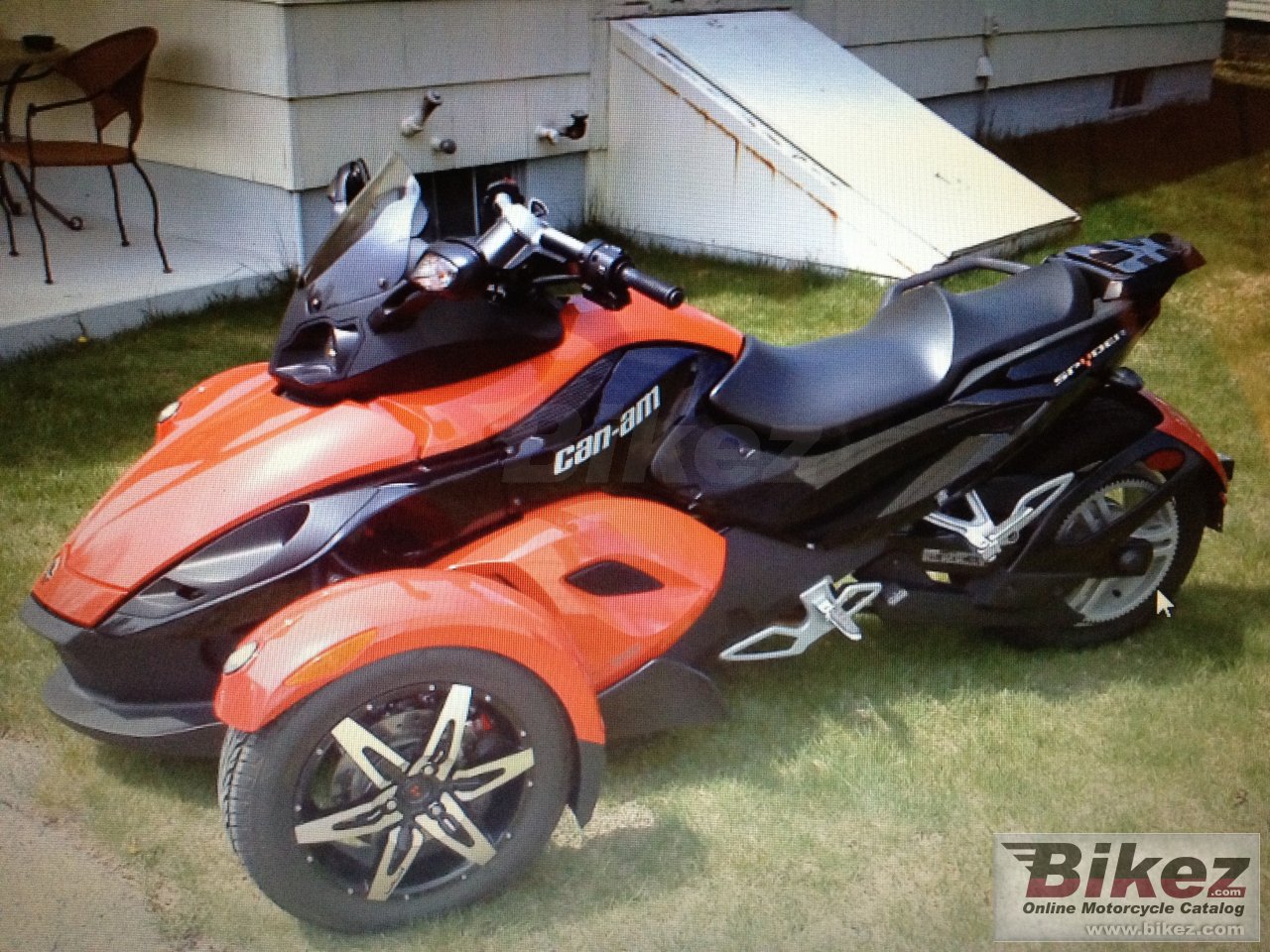 Thumbnail for Can-Am Spyder Roadster SE5 2009