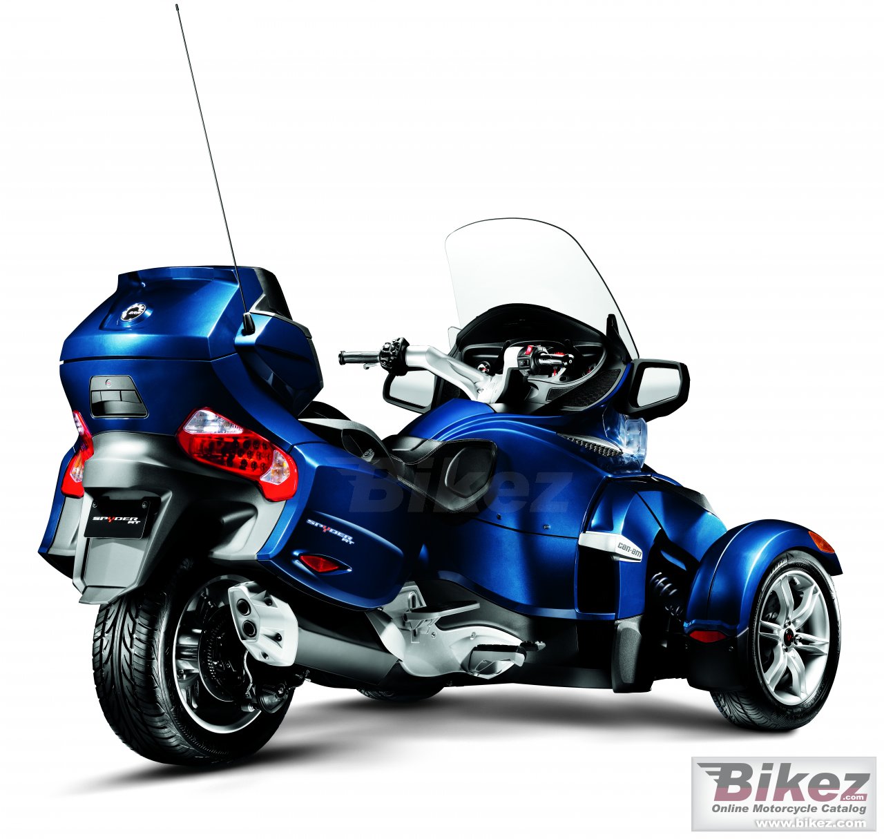 Thumbnail for Can-Am Spyder RT Audio 2010