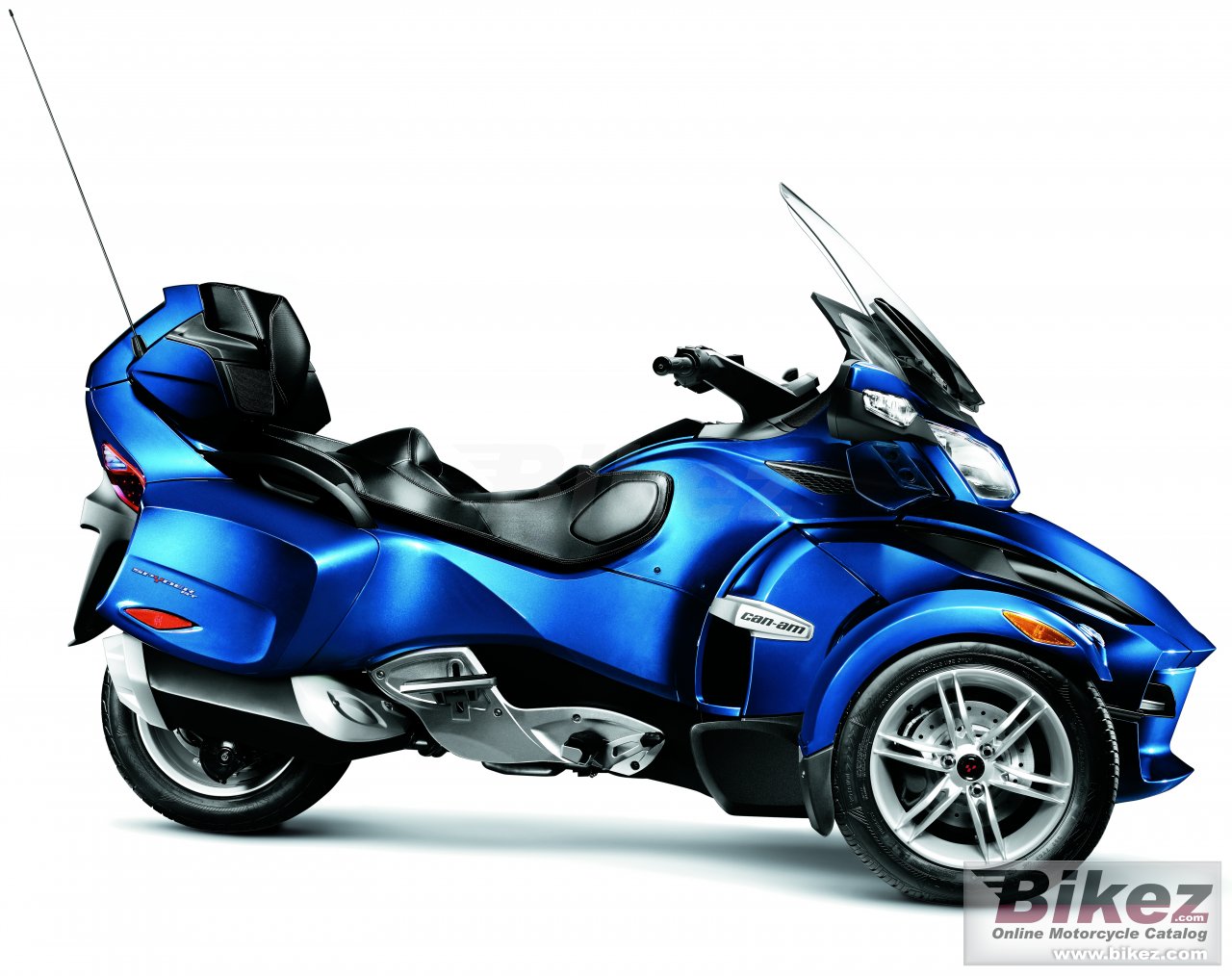 Thumbnail for Can-Am Spyder RT Audio 2010