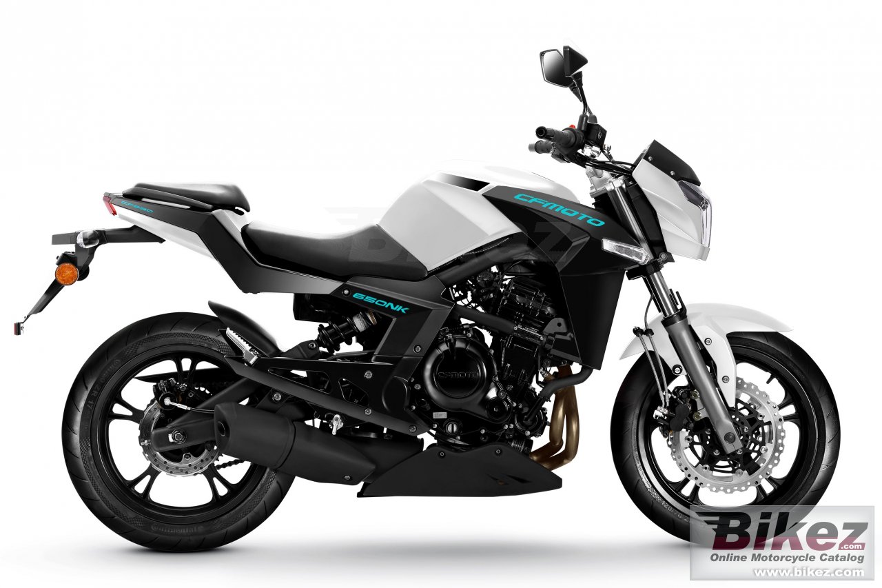 CF Moto 650NK