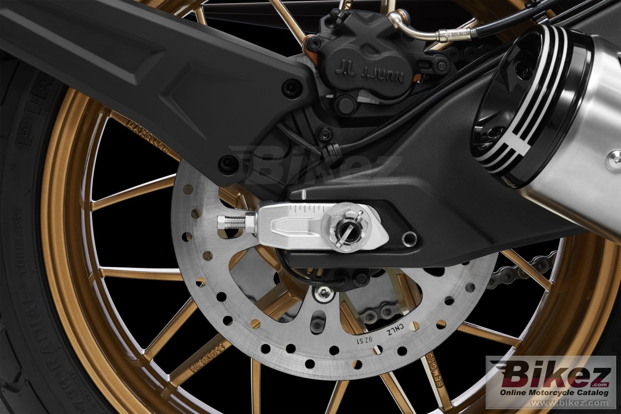 Thumbnail for CF Moto 700 CL-X Heritage 2022