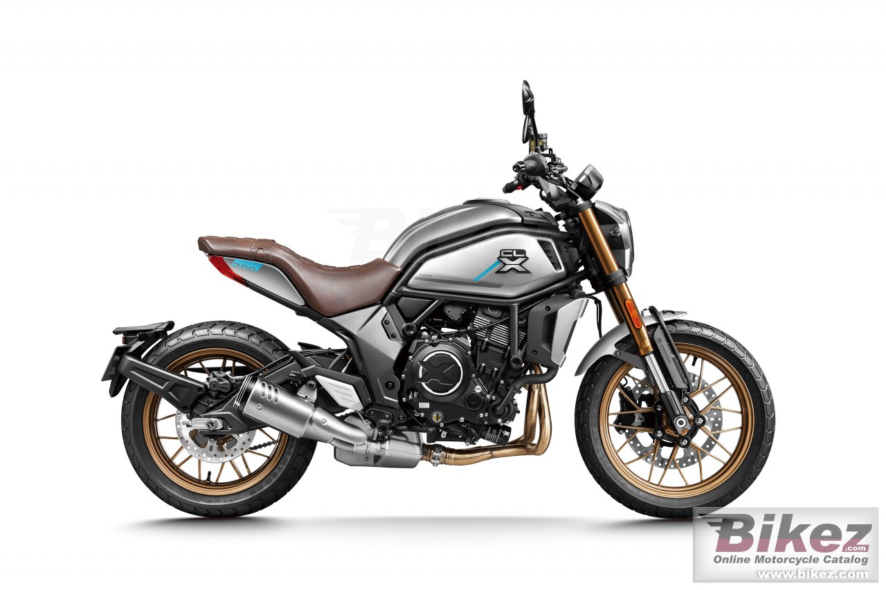 CF Moto 700 CL-X Heritage