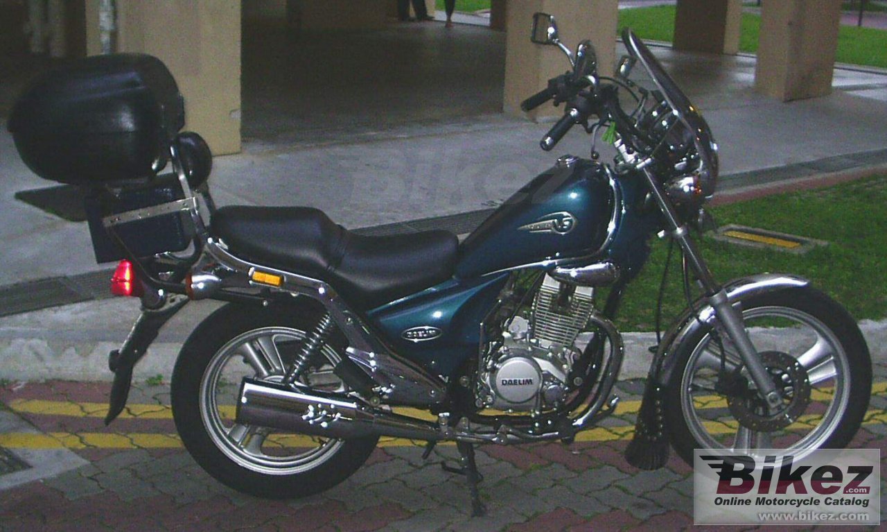 Daelim VS 125