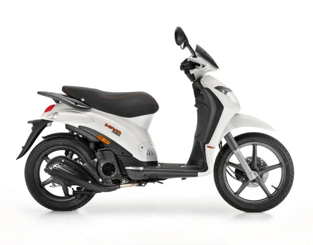 Thumbnail for Derbi Boulevard 125 4T 2012