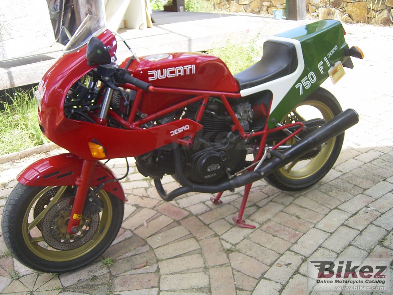 Ducati 750 F 1