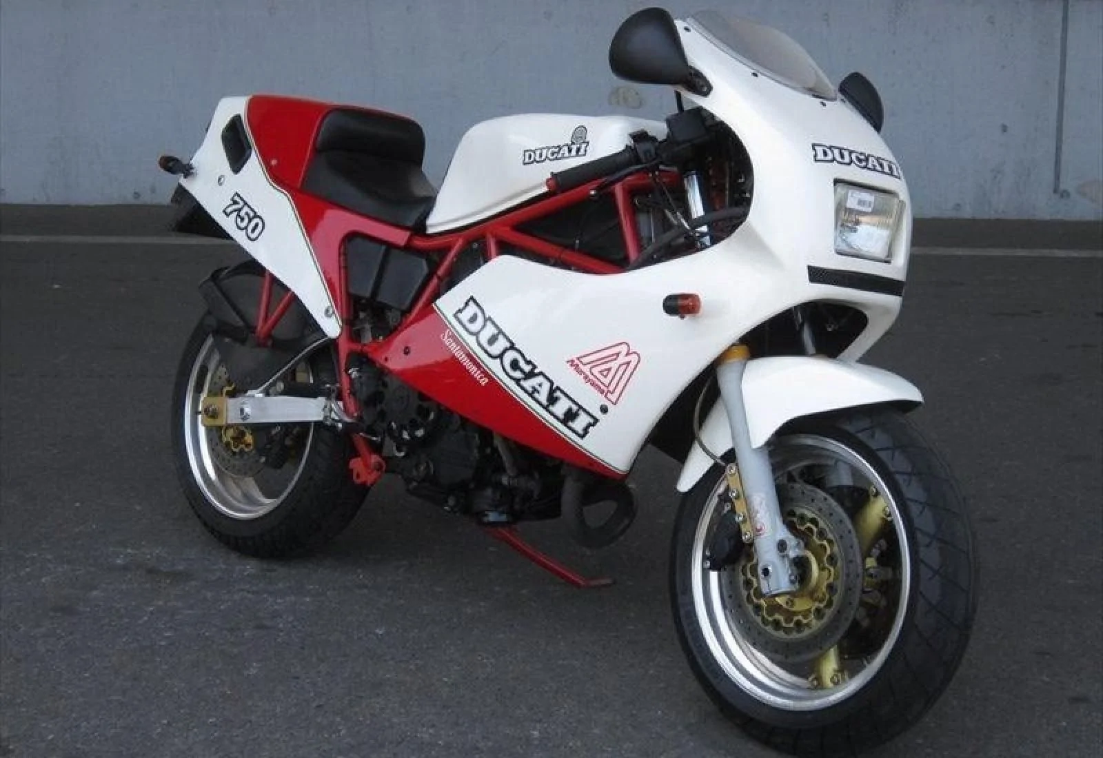 Ducati 750 Santa Monica