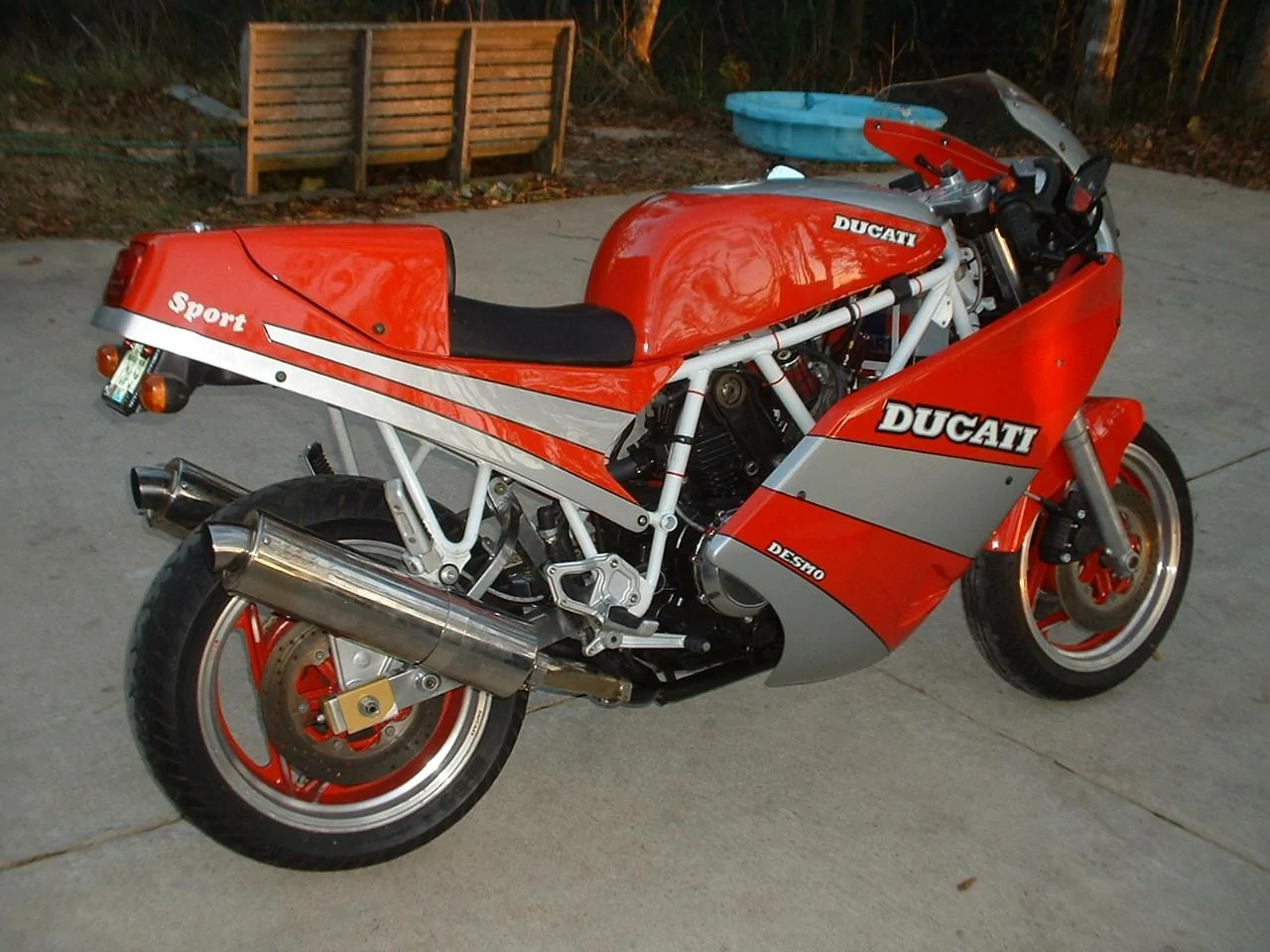 Thumbnail for Ducati 750 Sport 1990