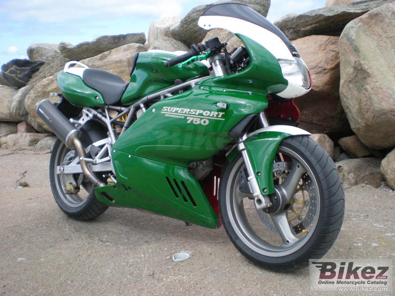 Thumbnail for Ducati 750 Sport Dark FF 2001