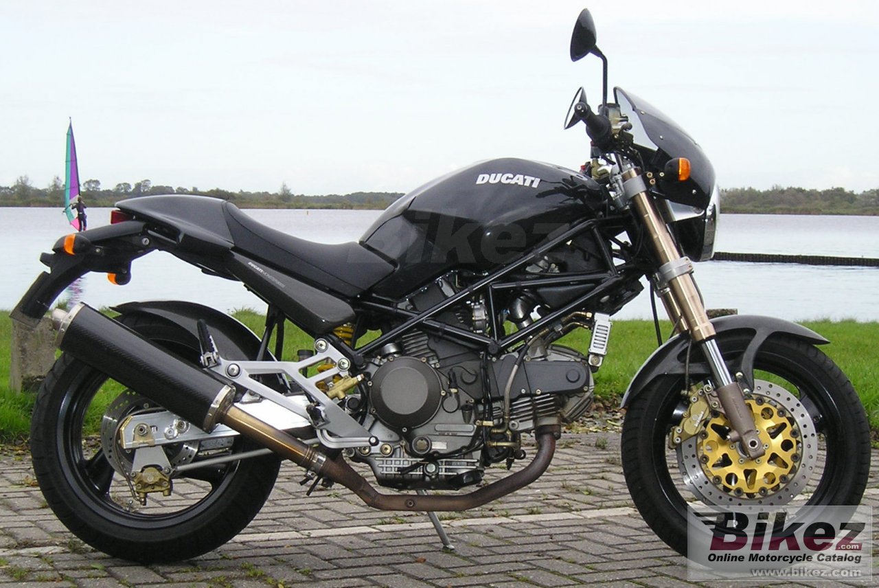 Ducati 900 Monster S