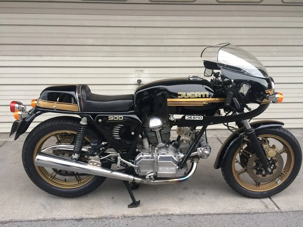 Ducati 900 SS