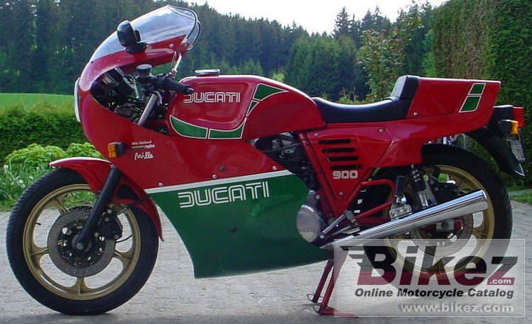 Ducati 900 SS Hailwood-Replica