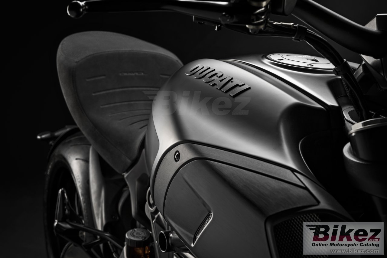 Thumbnail for Ducati Diavel 1260 2020