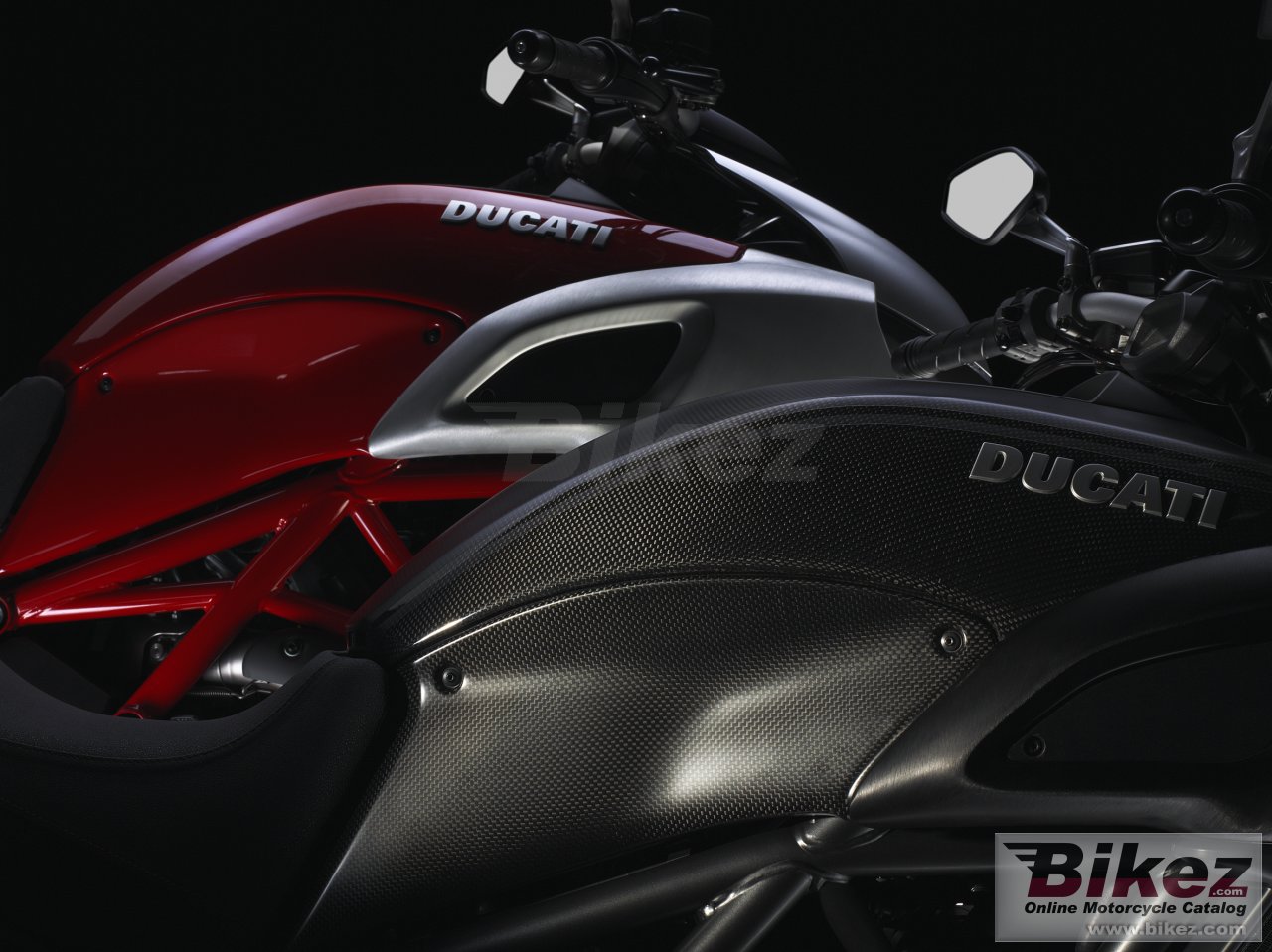 Thumbnail for Ducati Diavel Carbon 2011