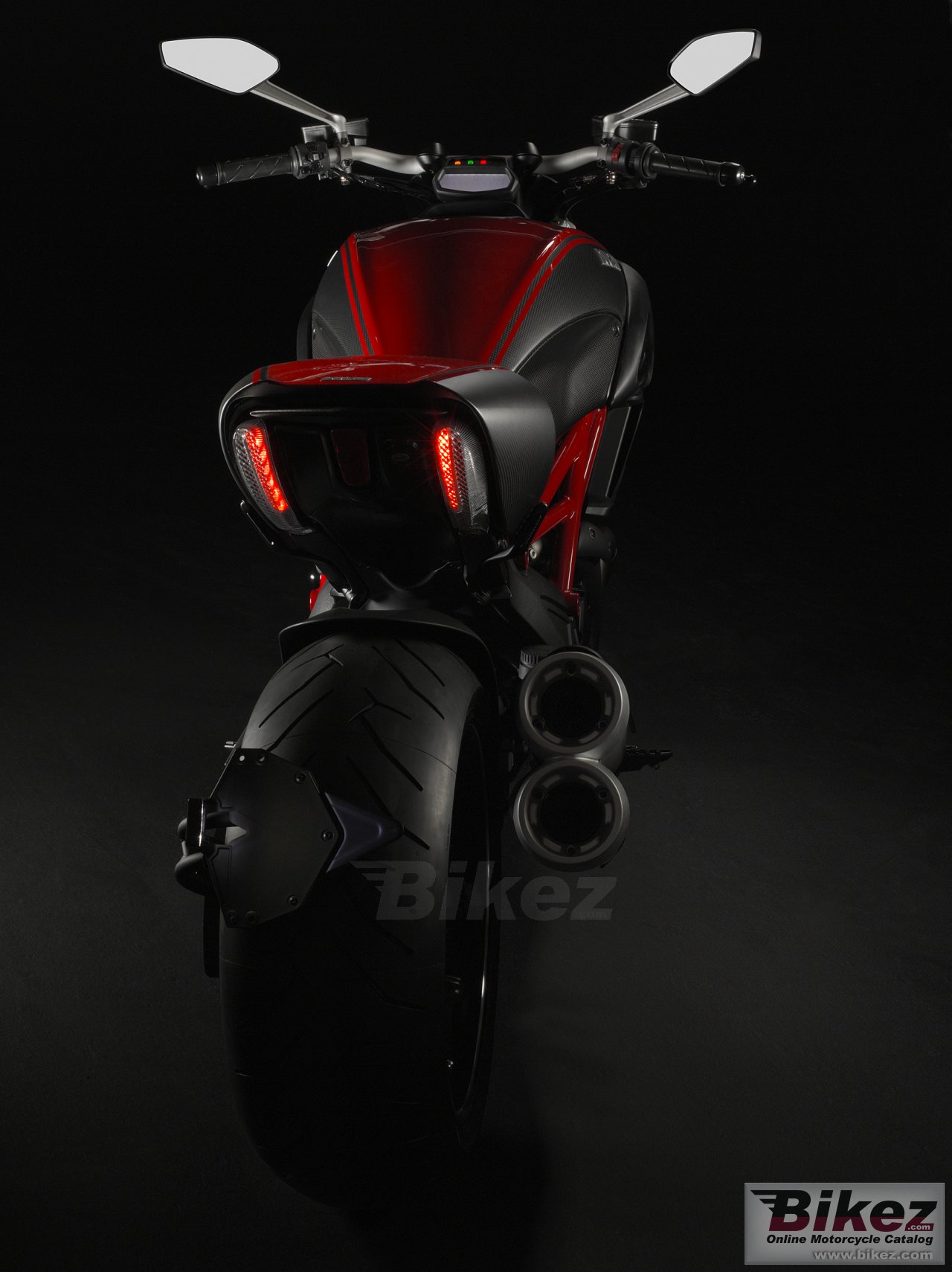 Thumbnail for Ducati Diavel Carbon 2011