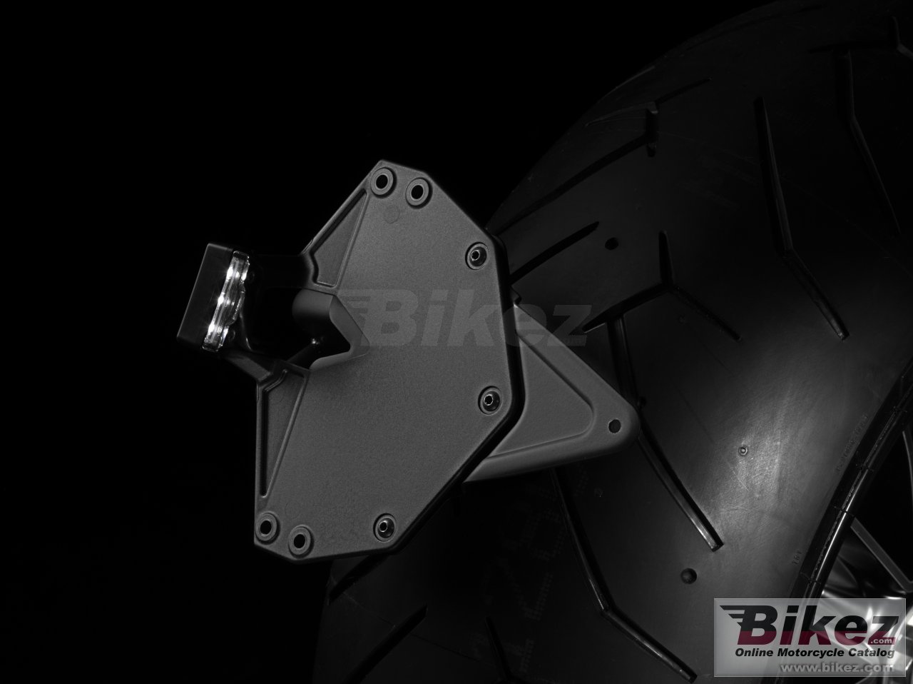 Thumbnail for Ducati Diavel Carbon 2011