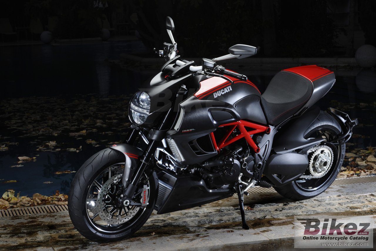 Thumbnail for Ducati Diavel Carbon 2012