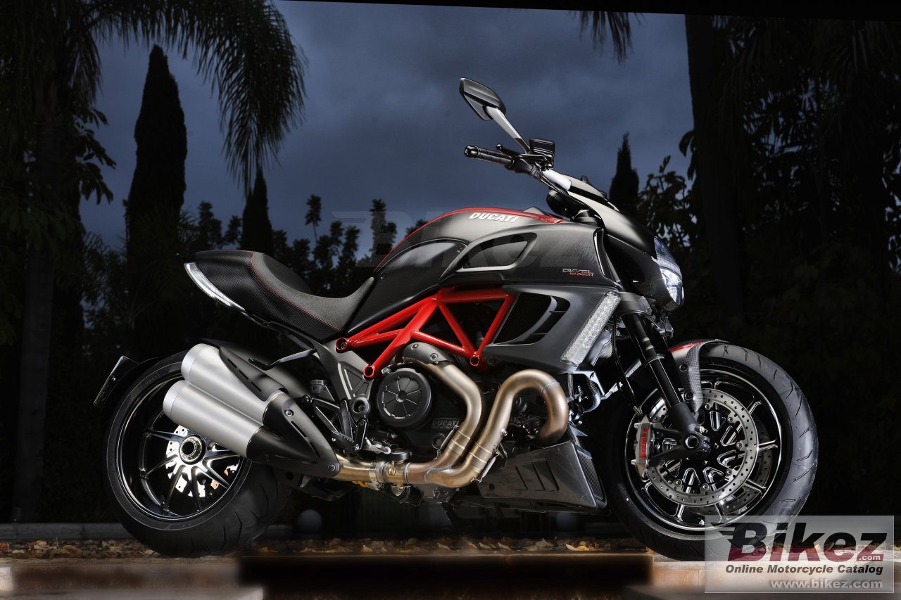 Thumbnail for Ducati Diavel Carbon 2012